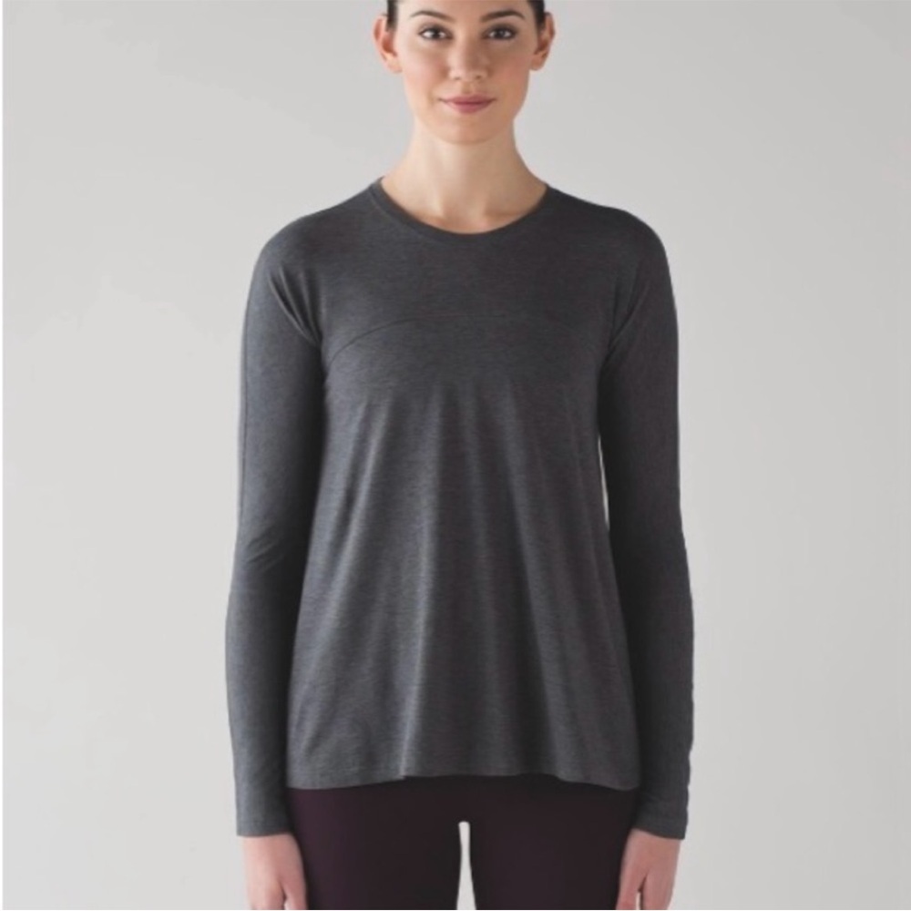 Lululemon Gray Acadia Long‎ Sleeve Size 6